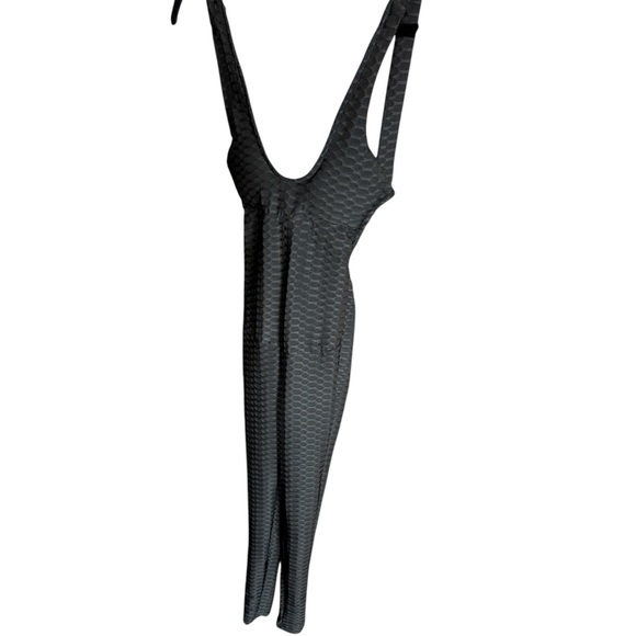 Black Textured Sleeveless Skintight Jumpsuit - Picture 1 of 8